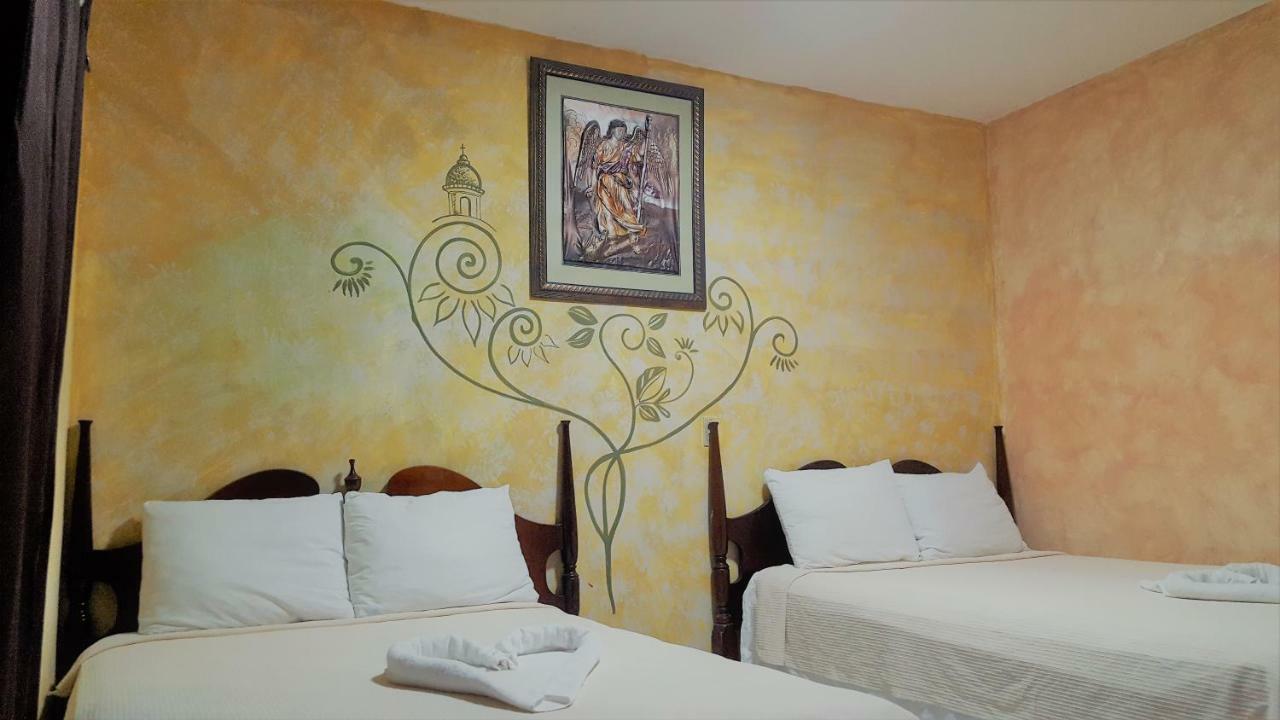 Argueta Hotel San Luis Esterno foto