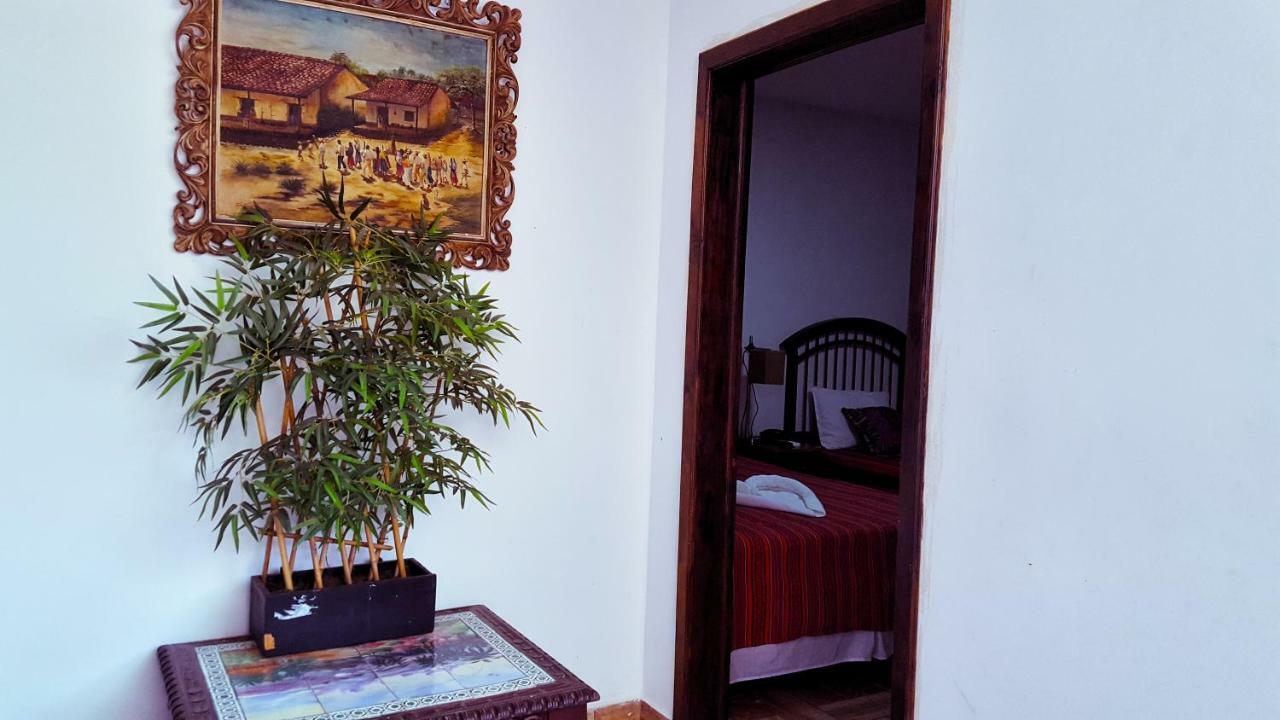 Argueta Hotel San Luis Esterno foto